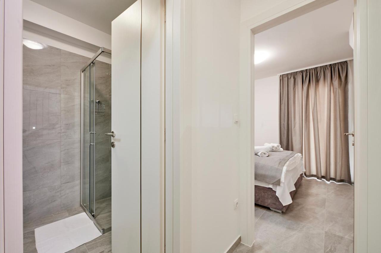 Apartment Gaby 3 โตรกีร์ ภายนอก รูปภาพ